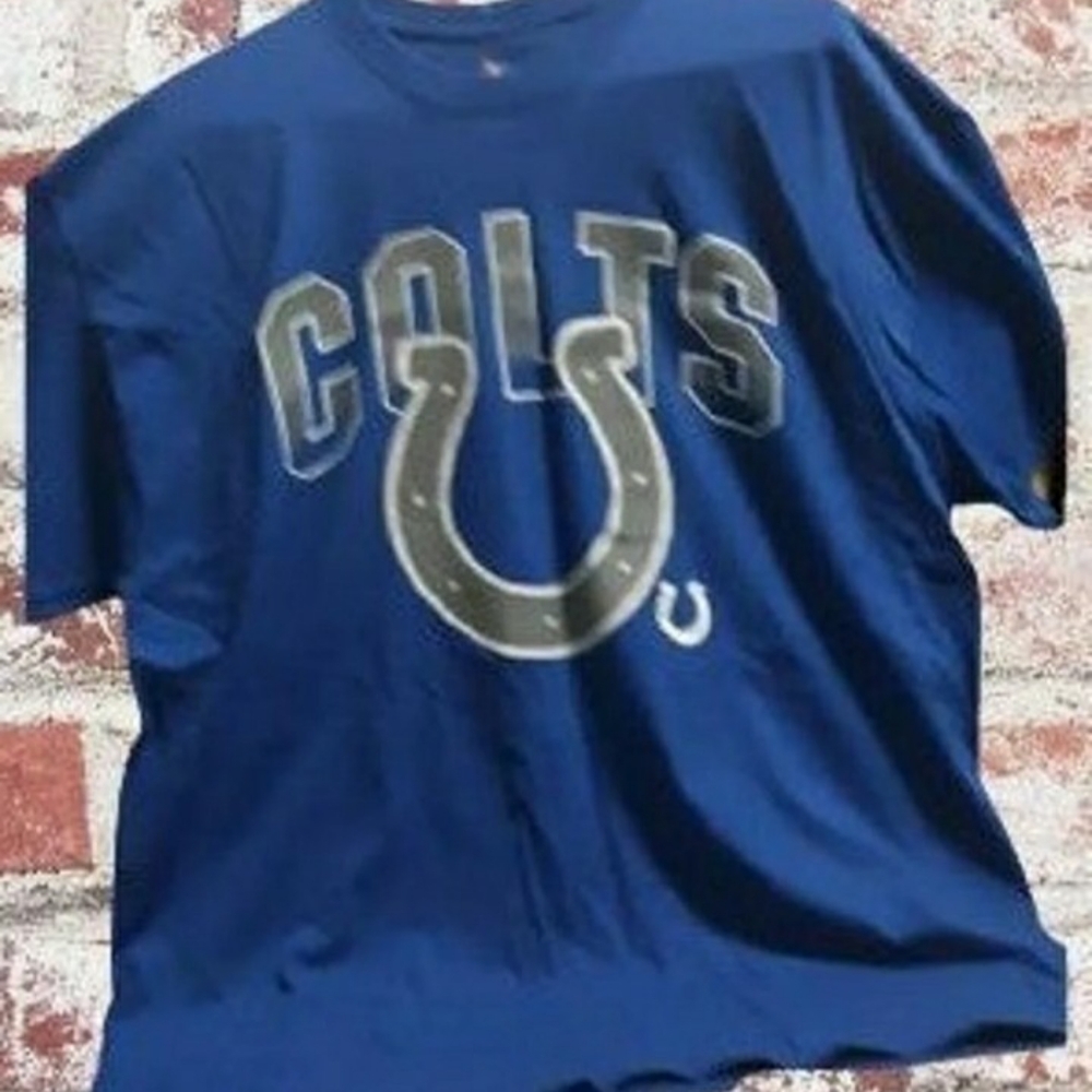 Colts sz xl tshirt Nwtgs mens NFL Indianapolis fans short sleeve top